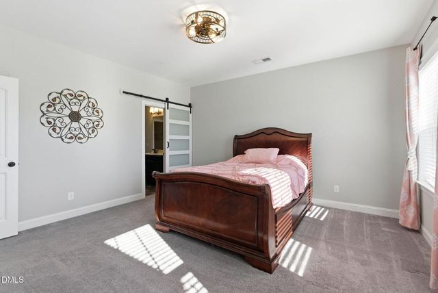 95 Kingsly Drive, Clayton, NC 27527