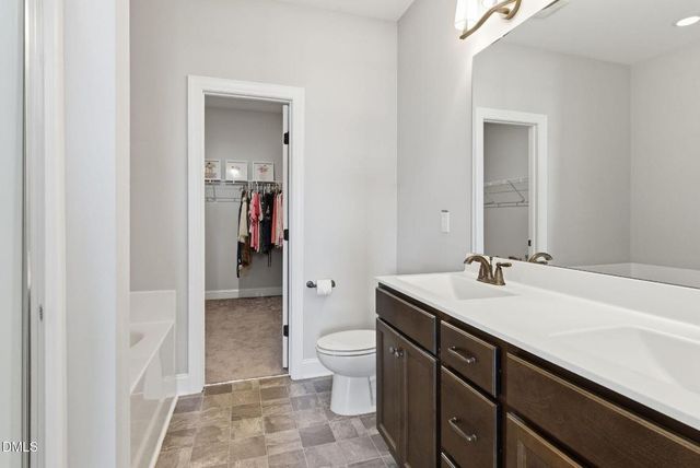 95 Kingsly Drive, Clayton, NC 27527