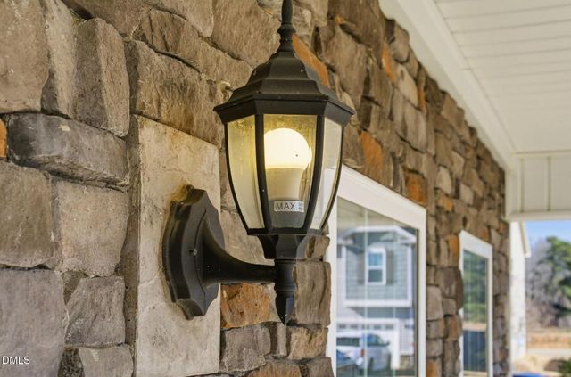 95 Kingsly Drive, Clayton, NC 27527