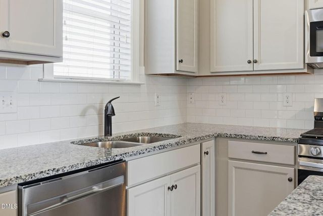 95 Kingsly Drive, Clayton, NC 27527