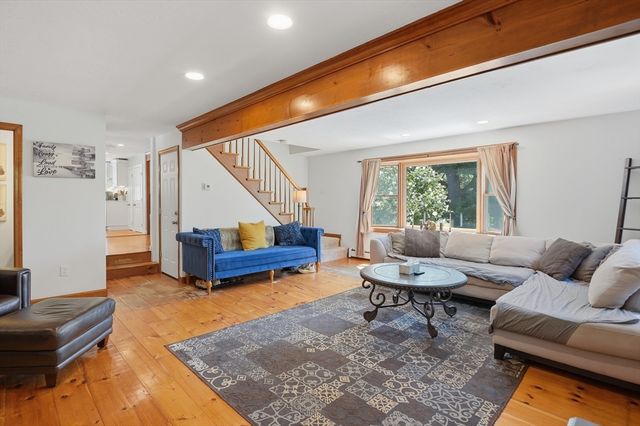 1 Cuba Road, Worcester, MA 01603