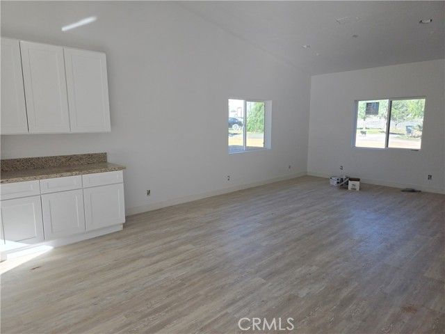 43145 BOB CAT, Banning, CA 92220