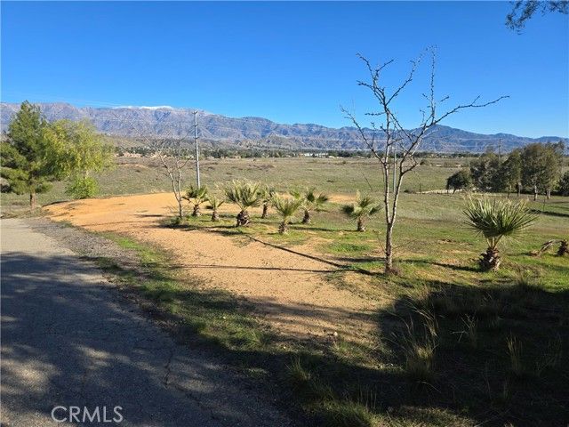 43145 BOB CAT, Banning, CA 92220