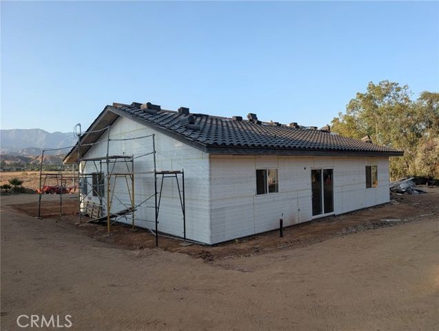 43145 BOB CAT, Banning, CA 92220