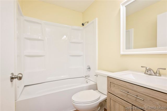 1912 Vienna Road, Charlestown, IN 47111