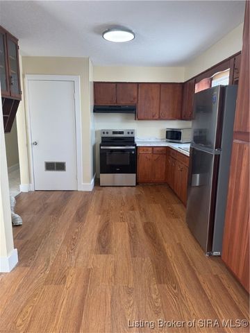 1912 Vienna Road, Charlestown, IN 47111