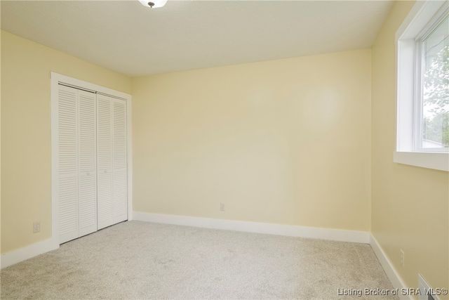 1912 Vienna Road, Charlestown, IN 47111