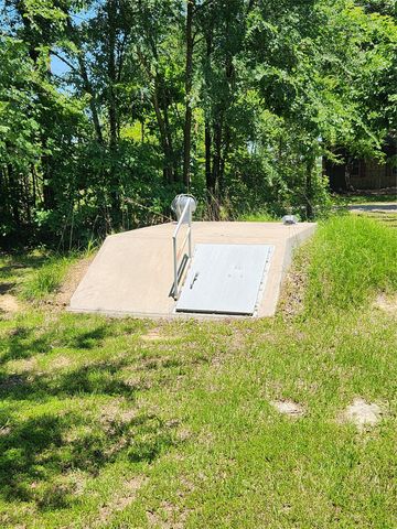 421 Vz County Road 3613, Edgewood, TX 75117