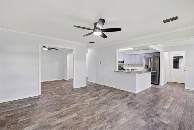 421 Vz County Road 3613, Edgewood, TX 75117