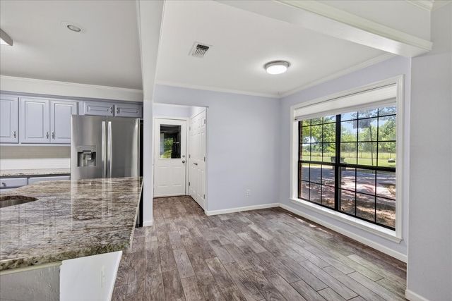 421 Vz County Road 3613, Edgewood, TX 75117