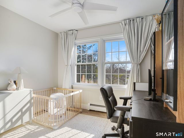 1117 Black Rock Turnpike 1117, Fairfield, CT 06825