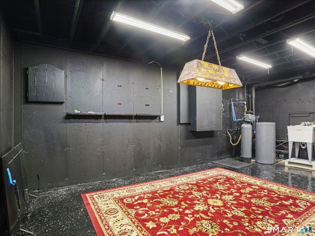 1117 Black Rock Turnpike 1117, Fairfield, CT 06825