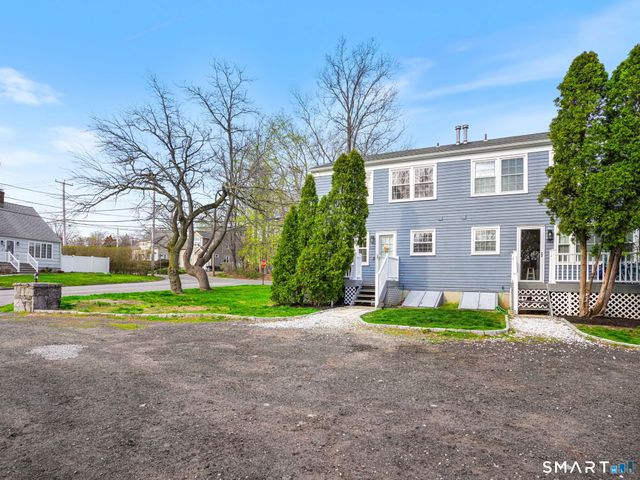 1117 Black Rock Turnpike 1117, Fairfield, CT 06825