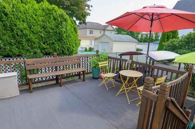 126 POST AVE, Lyndhurst, NJ 07071