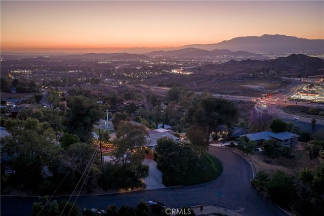 11407 Eton, Riverside, CA 92507