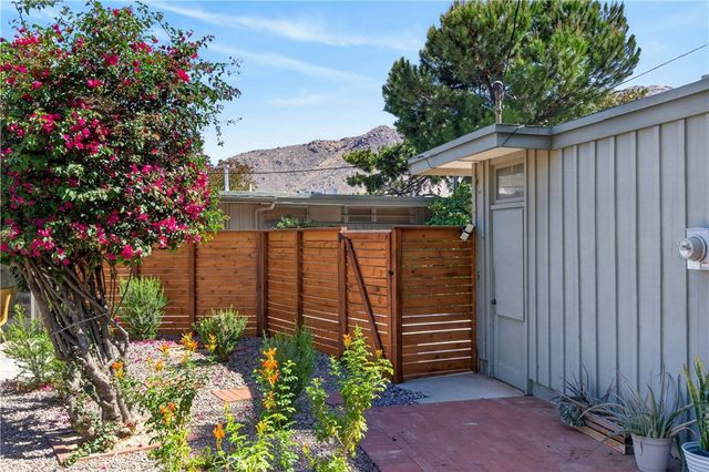 11407 Eton, Riverside, CA 92507