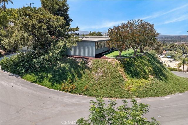 11407 Eton, Riverside, CA 92507