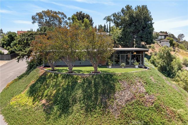 11407 Eton, Riverside, CA 92507