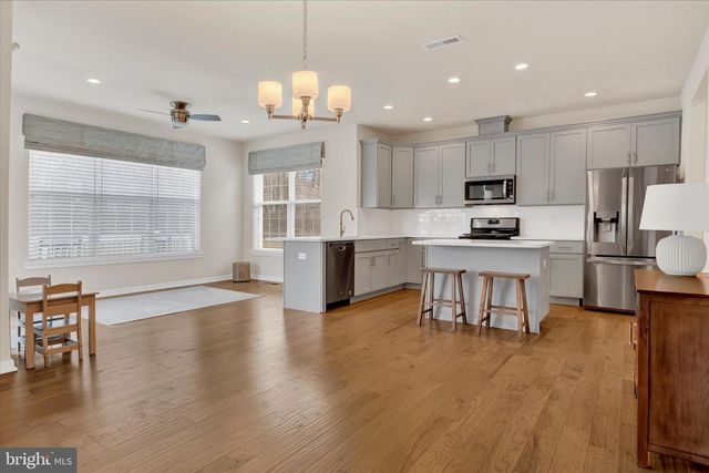 2416 SUNFISH CIR, Quakertown, PA 18951