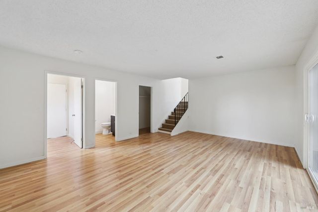 240 Parkview Ter, Vallejo, CA 94589