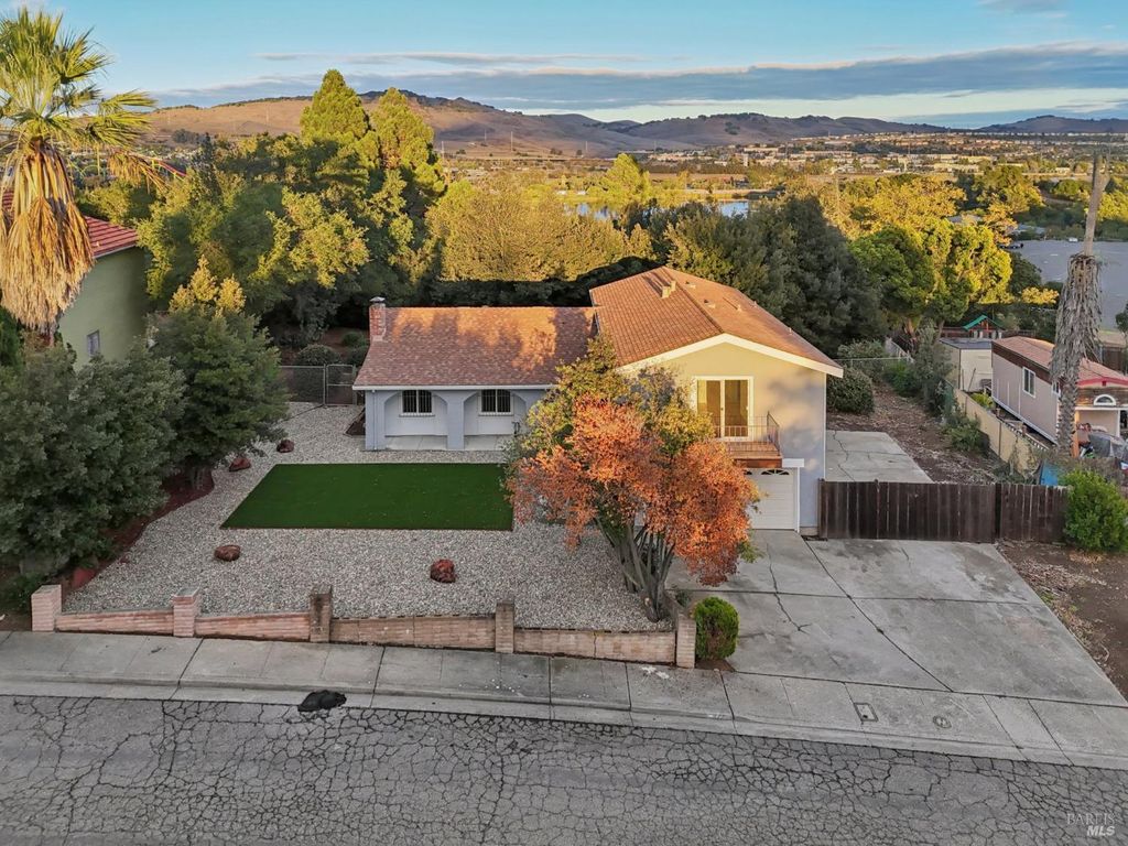 240 Parkview Ter, Vallejo, CA 94589