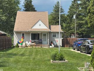 17931 Birmingham Street, Roseville, MI 48066