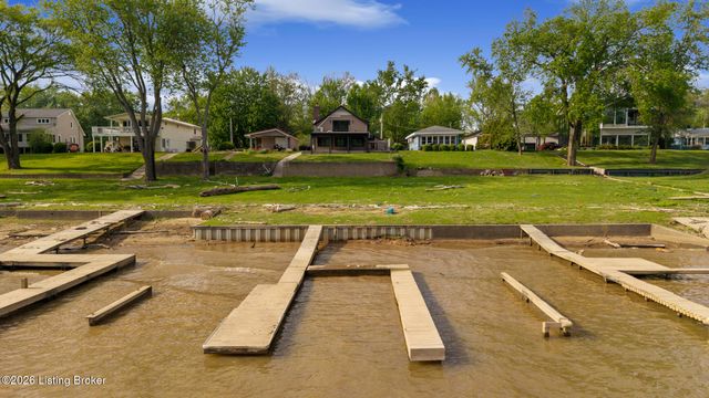 252 W River Rd, Charlestown, IN 47111