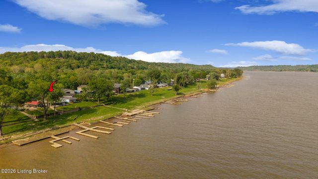 252 W River Rd, Charlestown, IN 47111