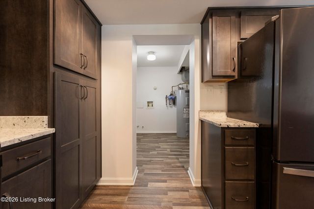 252 W River Rd, Charlestown, IN 47111