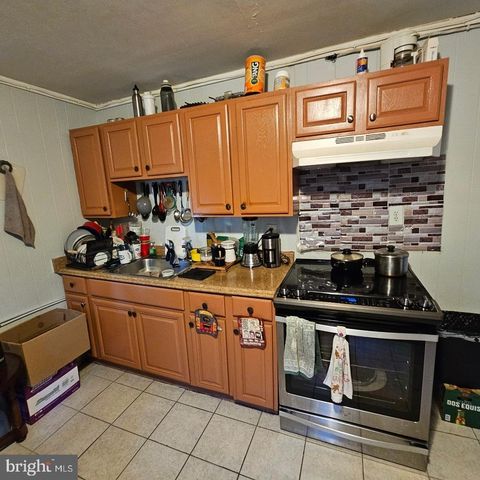 406 S 6TH ST, Vineland, NJ 08360