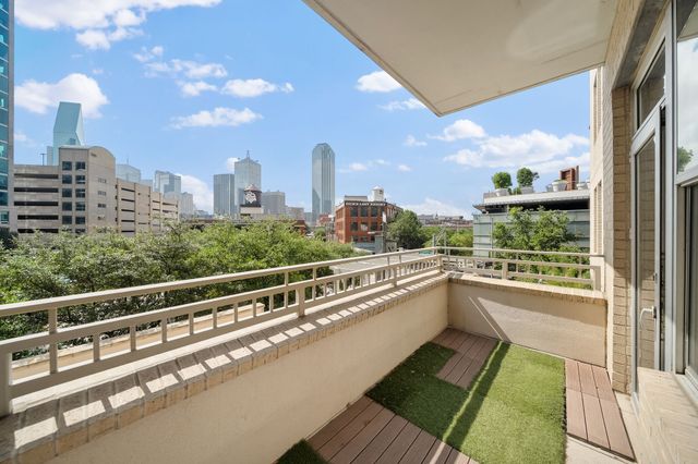 2323 N Houston Street 310, Dallas, TX 75219