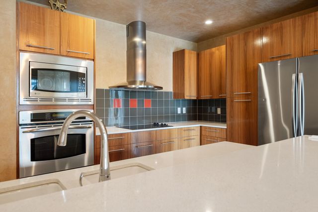 2323 N Houston Street 310, Dallas, TX 75219