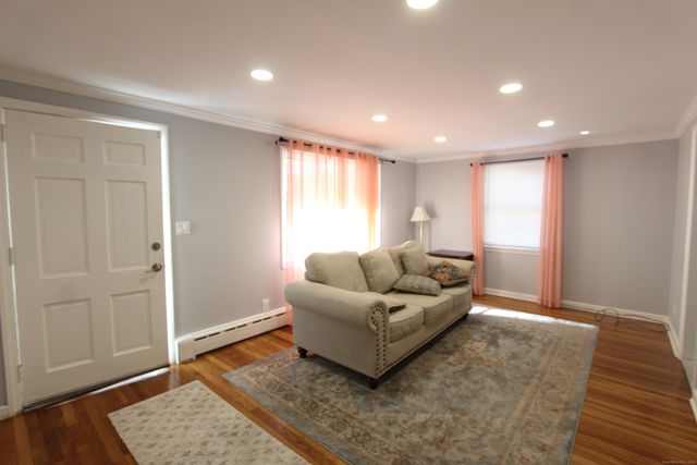 98 Shadycrest Drive, East Hartford, CT 06118