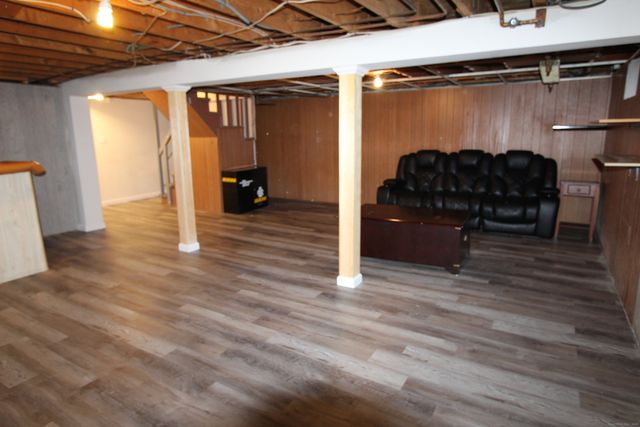 98 Shadycrest Drive, East Hartford, CT 06118