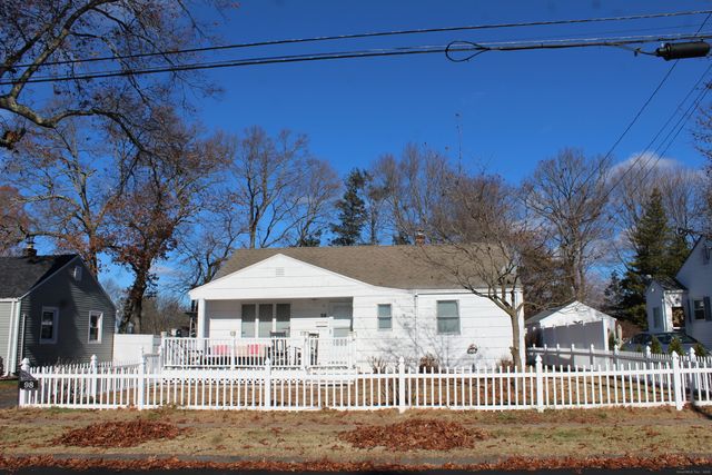 98 Shadycrest Drive, East Hartford, CT 06118