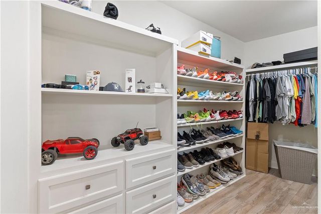 2520 Colvin Avenue, Edinburg, TX 78539