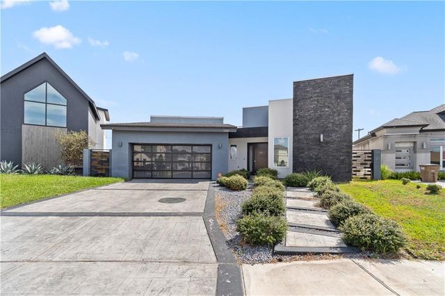 2520 Colvin Avenue, Edinburg, TX 78539