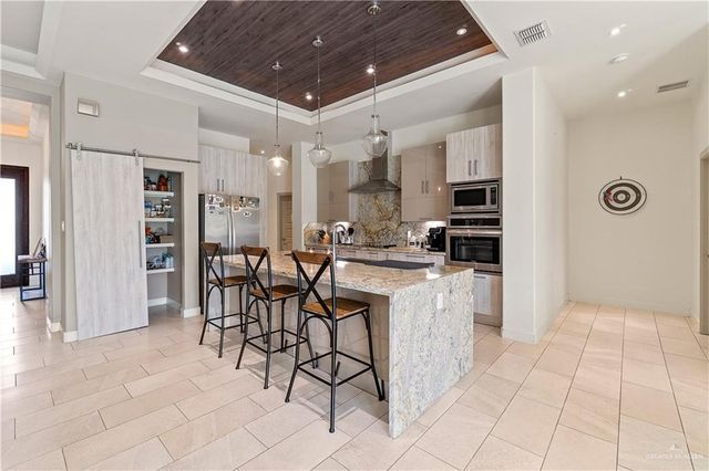 2520 Colvin Avenue, Edinburg, TX 78539