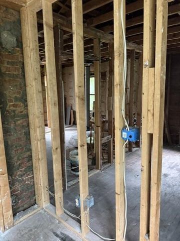 3922 Delavan Avenue, Kansas City, KS 66104