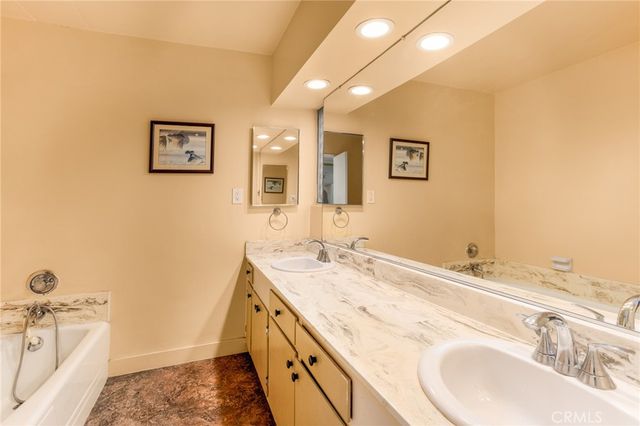 615 E Olive A, Burbank, CA 91501