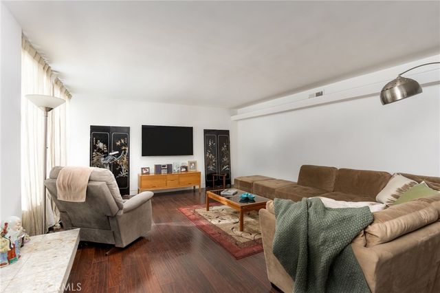 615 E Olive A, Burbank, CA 91501