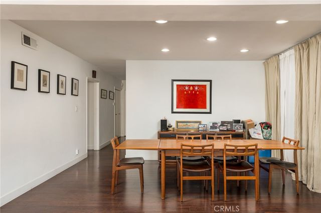 615 E Olive A, Burbank, CA 91501