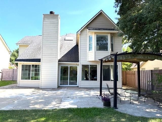 15806 Oak Mountain Drive, Houston, TX 77095