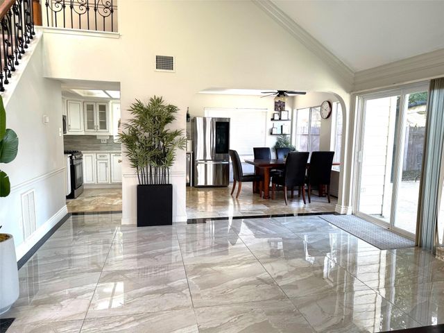 15806 Oak Mountain Drive, Houston, TX 77095