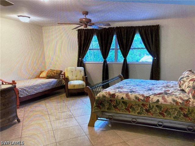 4300 Gail BLVD, Naples, FL 34104