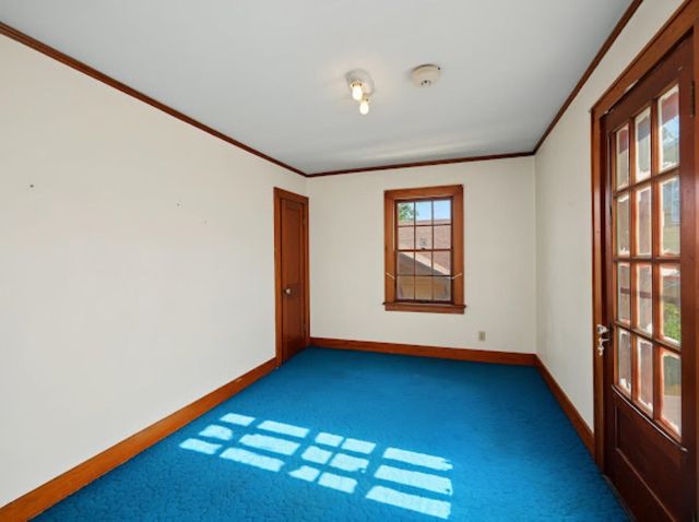 916 S 9th St., Salina, KS 67401