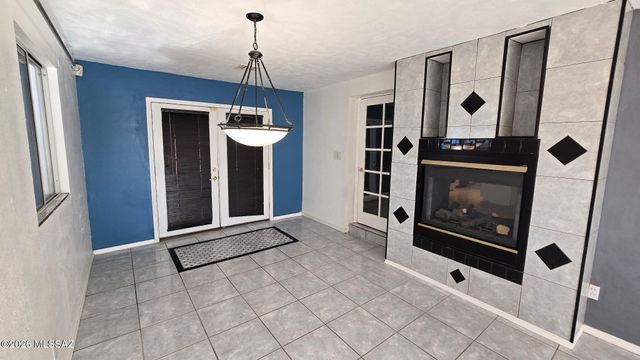 4050 S Kostka Avenue, Tucson, AZ 85714