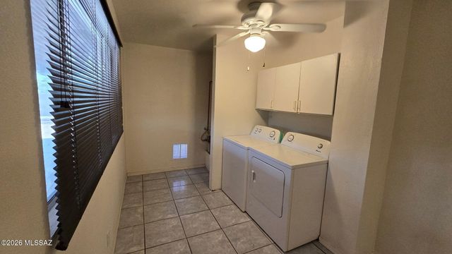 4050 S Kostka Avenue, Tucson, AZ 85714