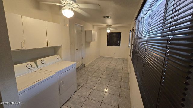 4050 S Kostka Avenue, Tucson, AZ 85714