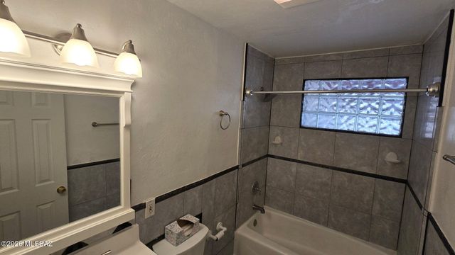 4050 S Kostka Avenue, Tucson, AZ 85714